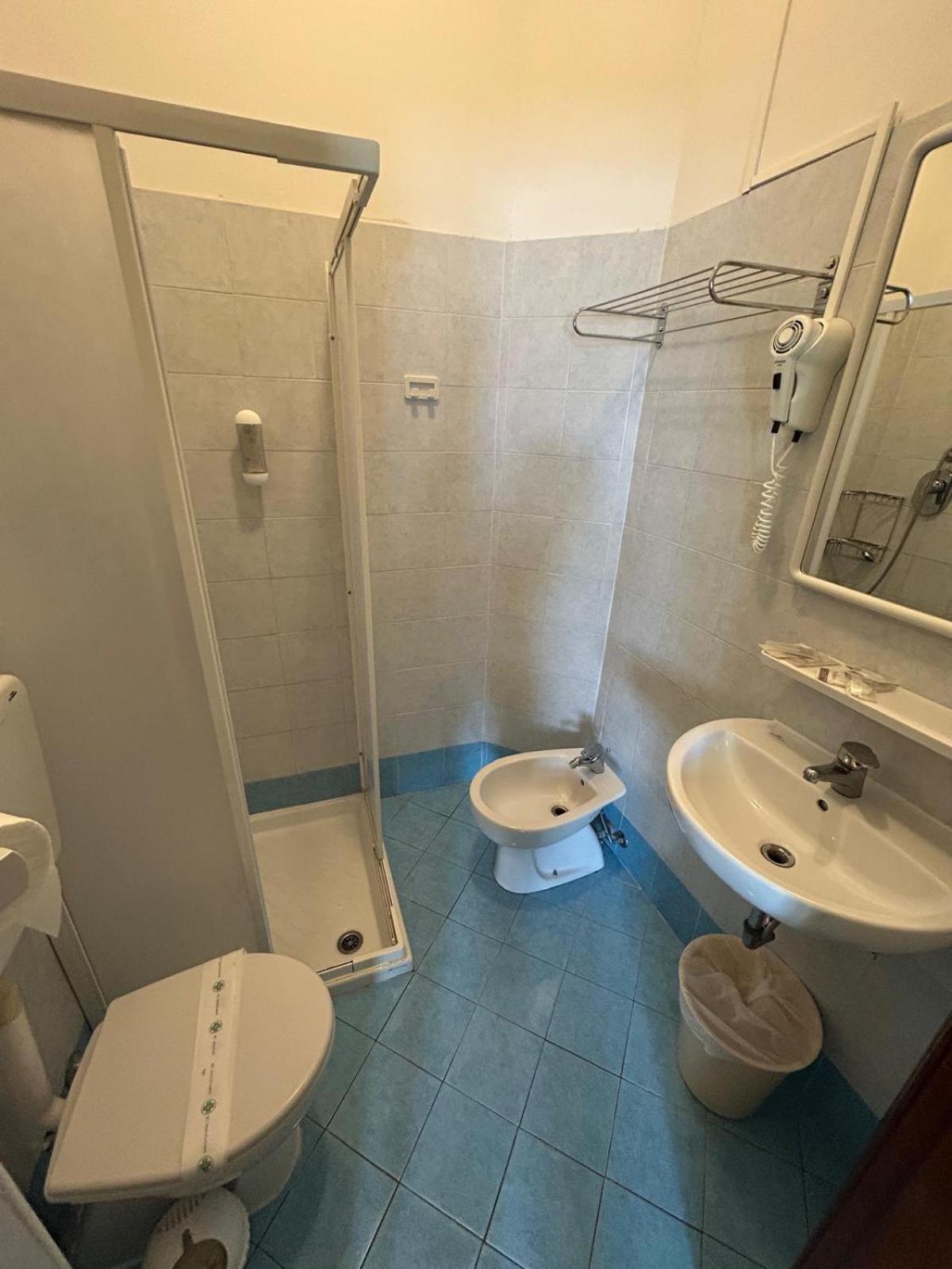 Niagara Hotel 3*