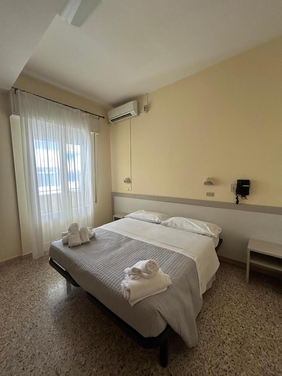 Hotel Niagara 3*
